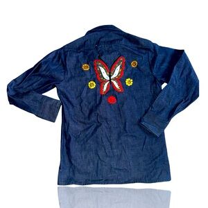1970’s Hand Stitched Butterfly Denim Snap Shirt: MADE IN Mexico: SZ 42: BOHO